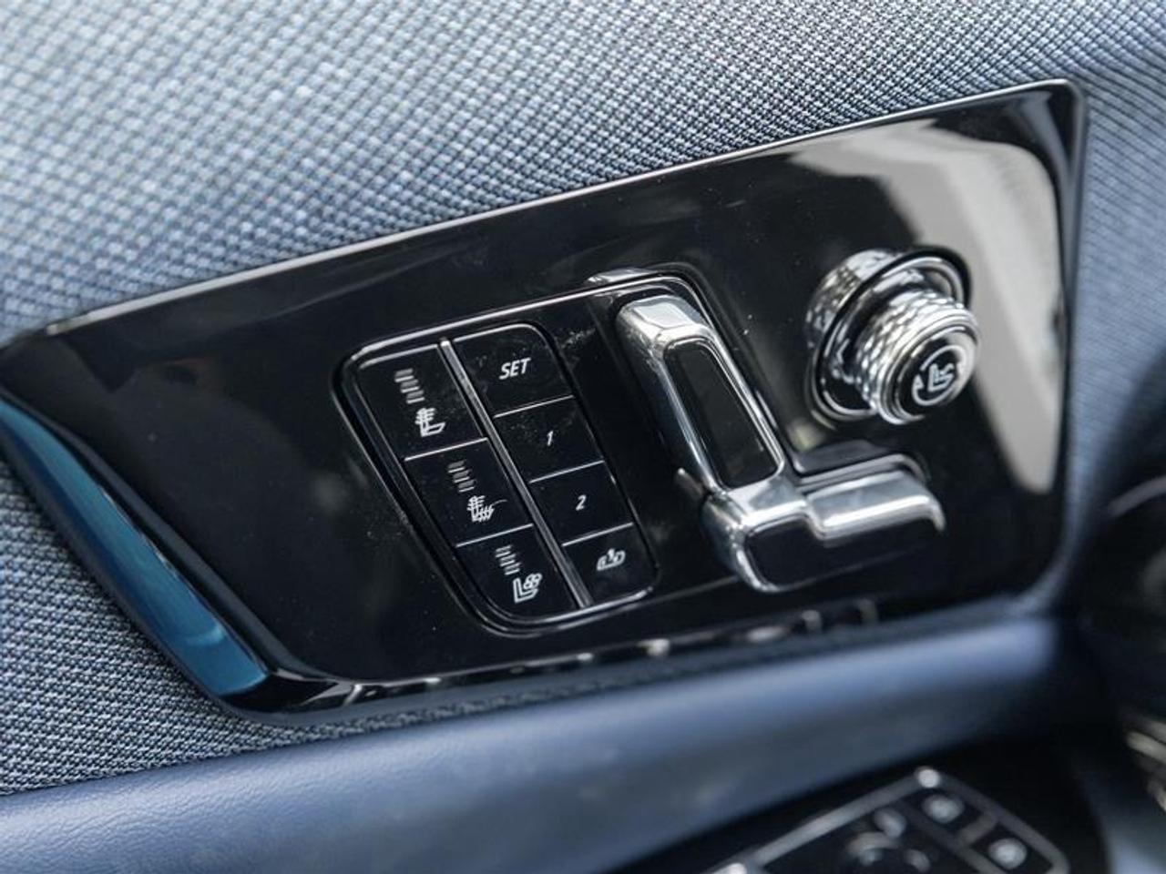 2026 Cadillac OPTIQ Premium Luxury 4dr Photo