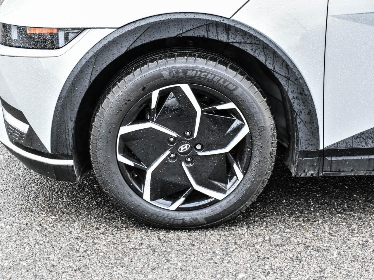 2024 Hyundai IONIQ 5 PREFERRED AWD LONG RANGE Photo