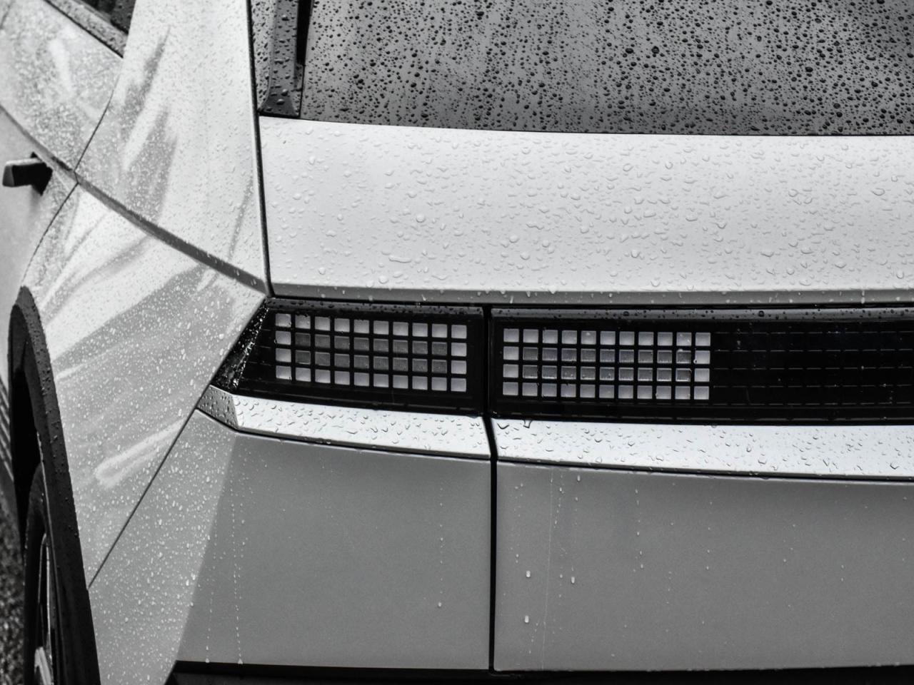 2024 Hyundai IONIQ 5 PREFERRED AWD LONG RANGE Photo