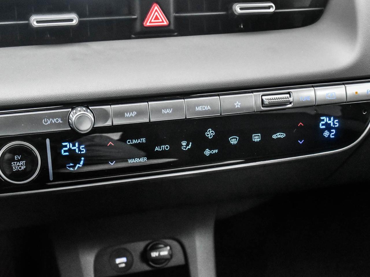 2024 Hyundai IONIQ 5 PREFERRED AWD LONG RANGE Photo