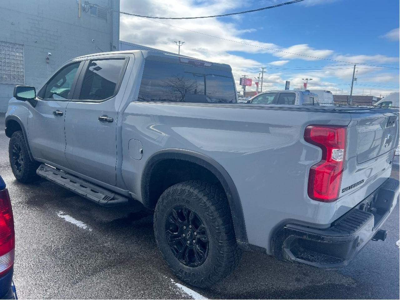2024 Chevrolet Silverado 1500 4WD Crew Cab 147  ZR2 Photo2