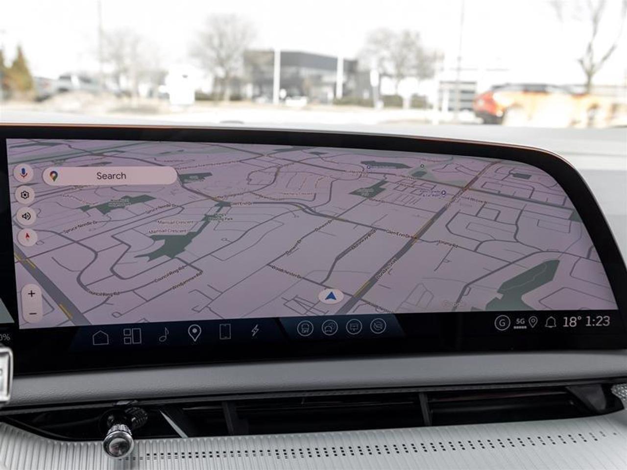 2026 Cadillac OPTIQ Premium Luxury 4dr Photo