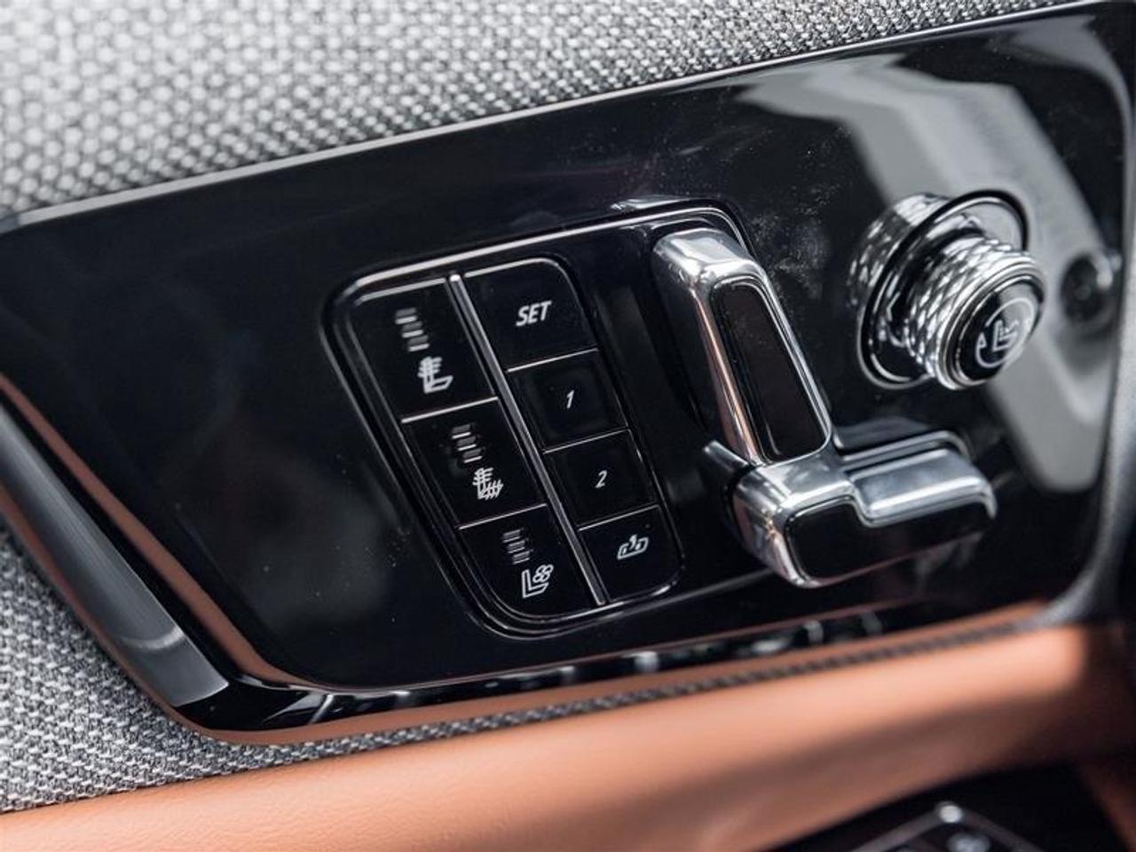 2026 Cadillac OPTIQ Premium Luxury 4dr Photo