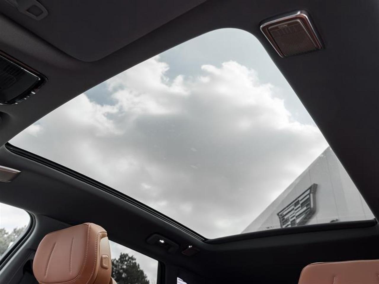 2026 Cadillac OPTIQ Premium Luxury 4dr Photo