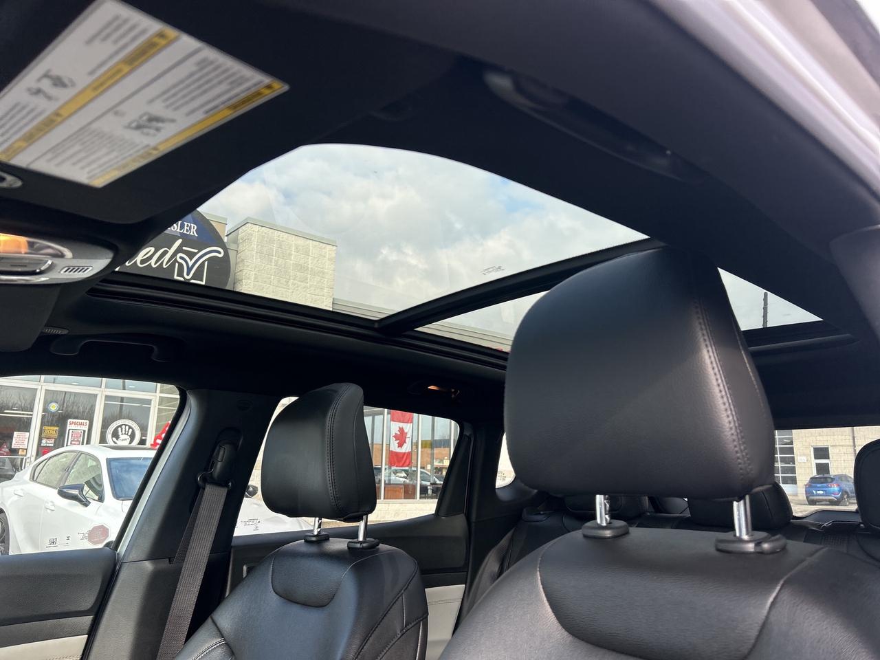 2025 Jeep Compass Limited 4x4 w/Panoramic Sunroof, Alpine Sound Photo