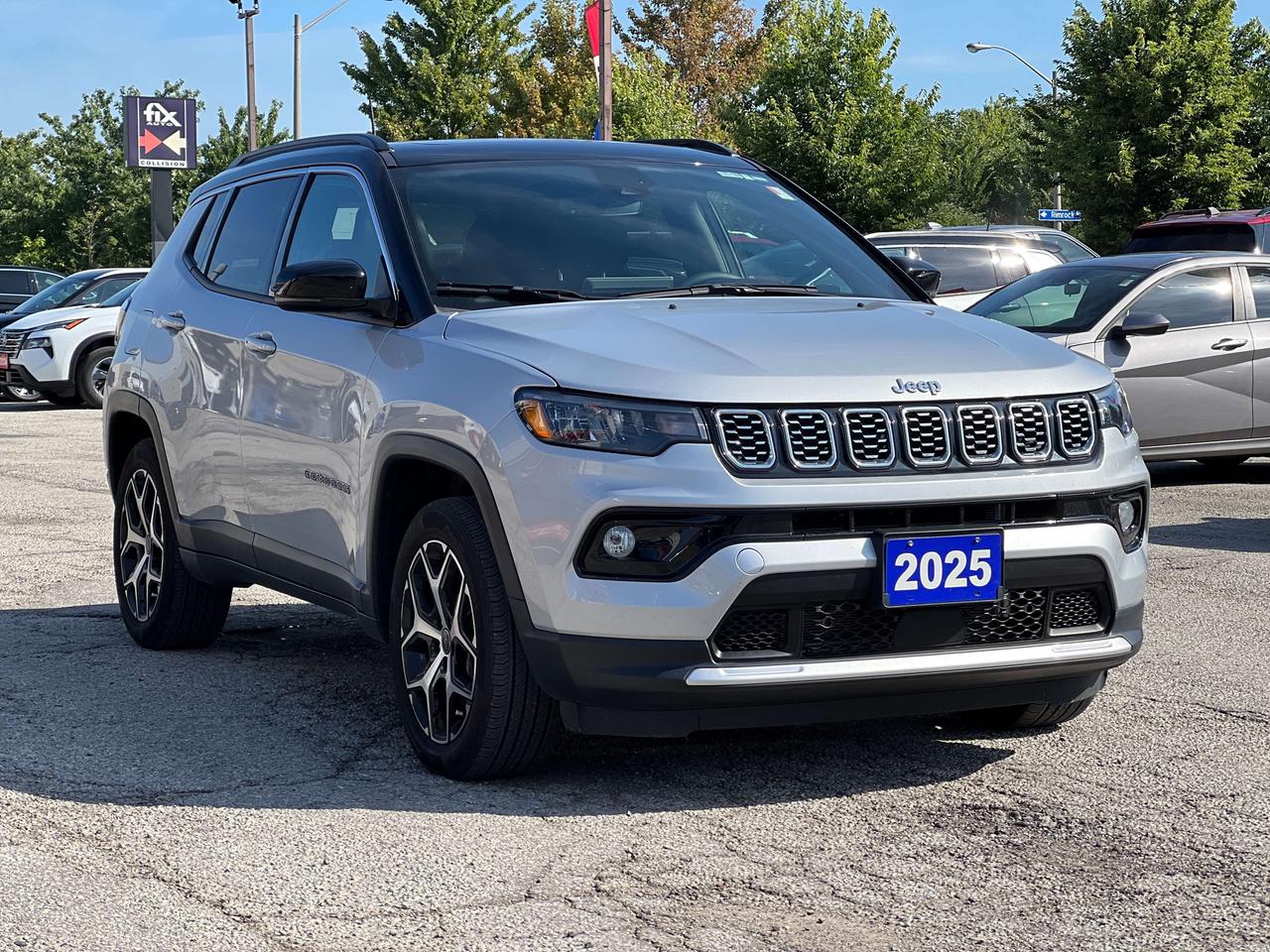 2025 Jeep Compass Limited 4x4 w/Panoramic Sunroof, Alpine Sound Photo