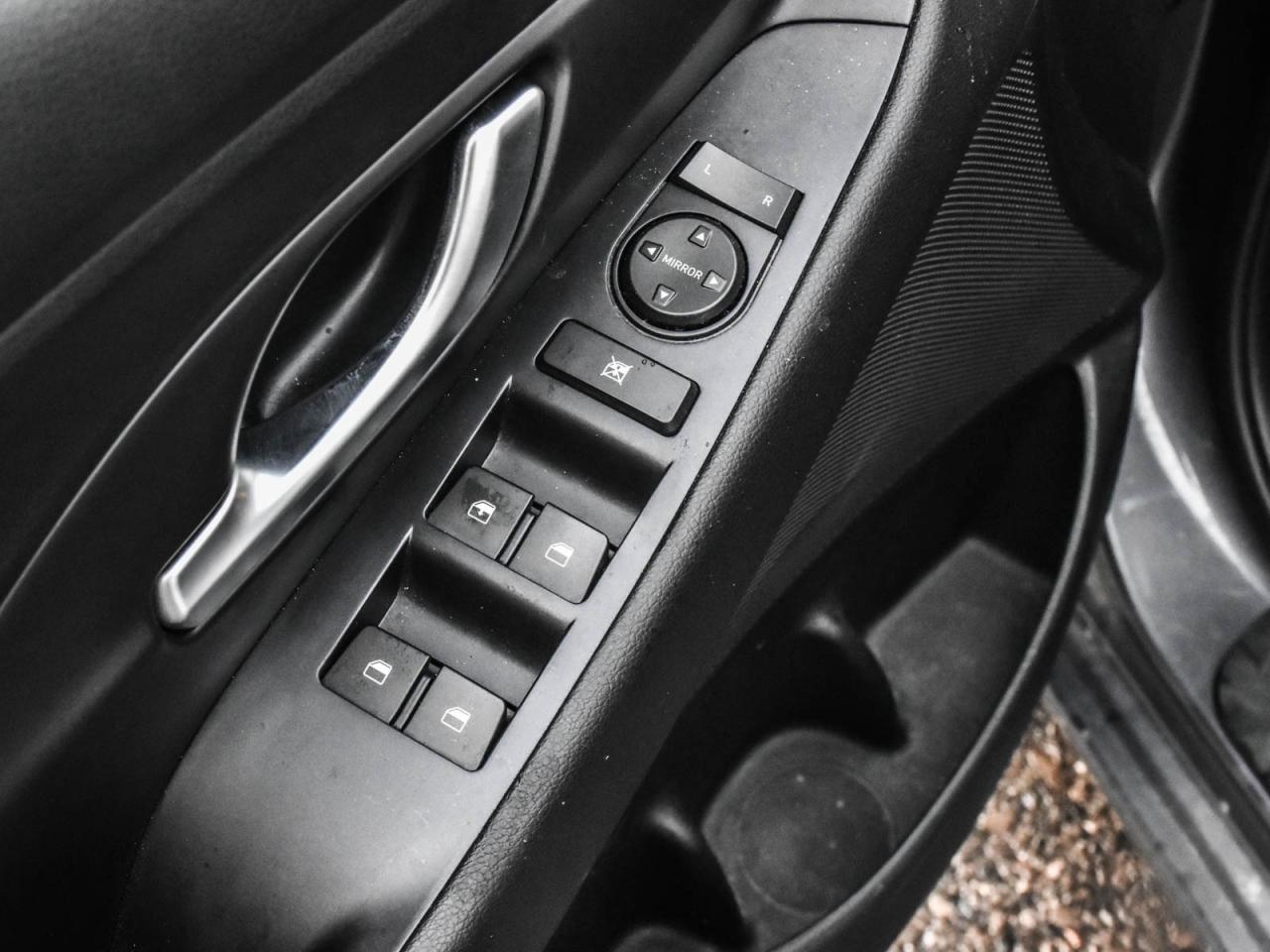 2018 Hyundai Elantra GT Base Photo