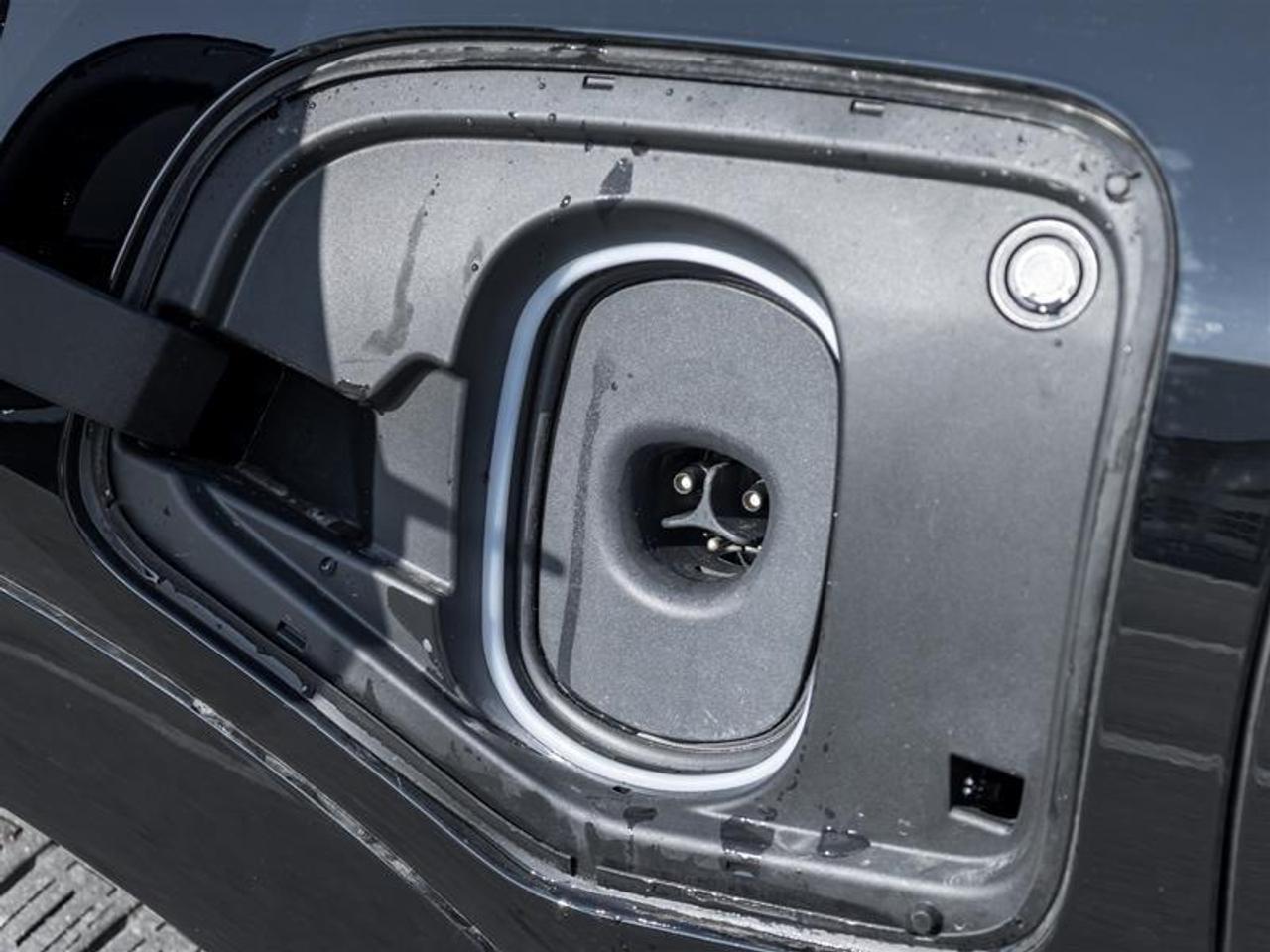 2026 Cadillac OPTIQ Sport 4dr Photo