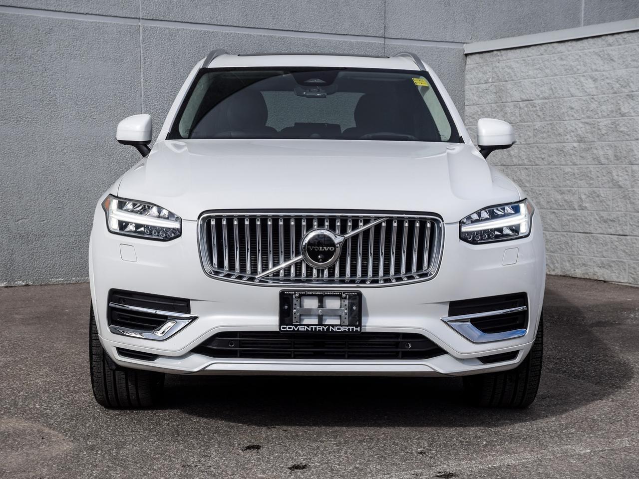 2025 Volvo XC90 Plug-In Hybrid T8 AWD Ultra Bright Theme 7-Seater Photo