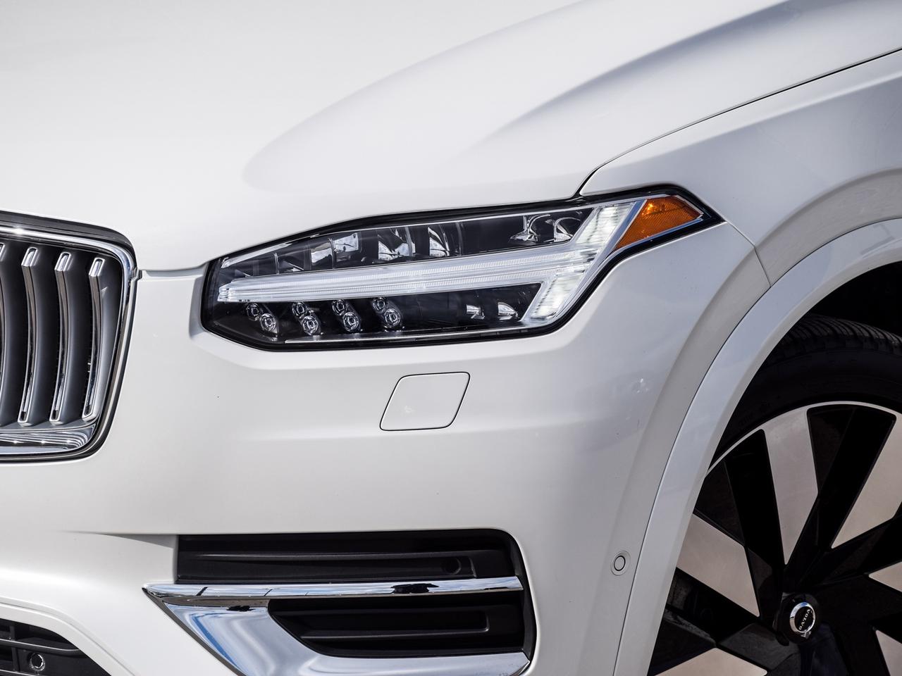 2025 Volvo XC90 Plug-In Hybrid T8 AWD Ultra Bright Theme 7-Seater Photo