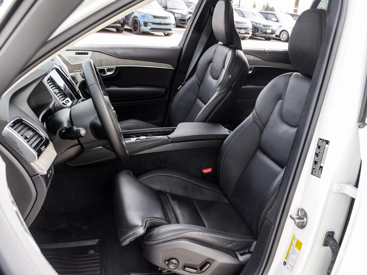 2025 Volvo XC90 Plug-In Hybrid T8 AWD Ultra Bright Theme 7-Seater Photo