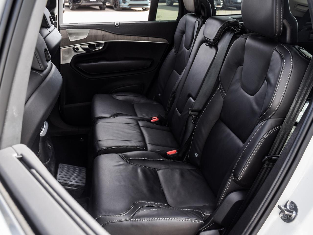 2025 Volvo XC90 Plug-In Hybrid T8 AWD Ultra Bright Theme 7-Seater Photo