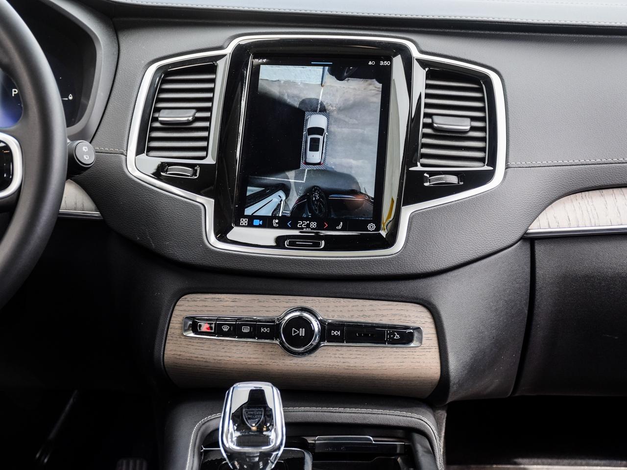 2025 Volvo XC90 Plug-In Hybrid T8 AWD Ultra Bright Theme 7-Seater Photo