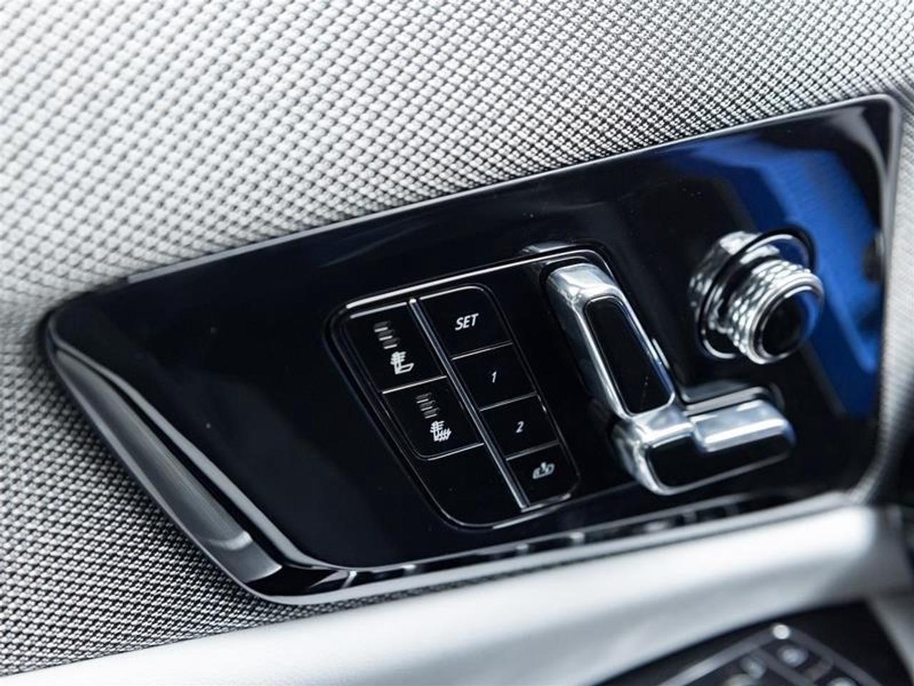 2026 Cadillac OPTIQ Luxury 4dr Photo