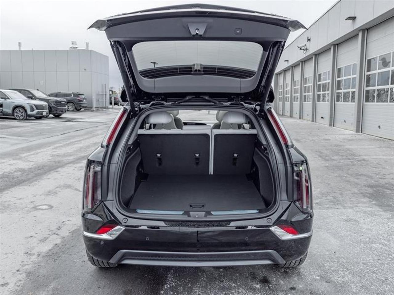 2026 Cadillac OPTIQ Luxury 4dr Photo