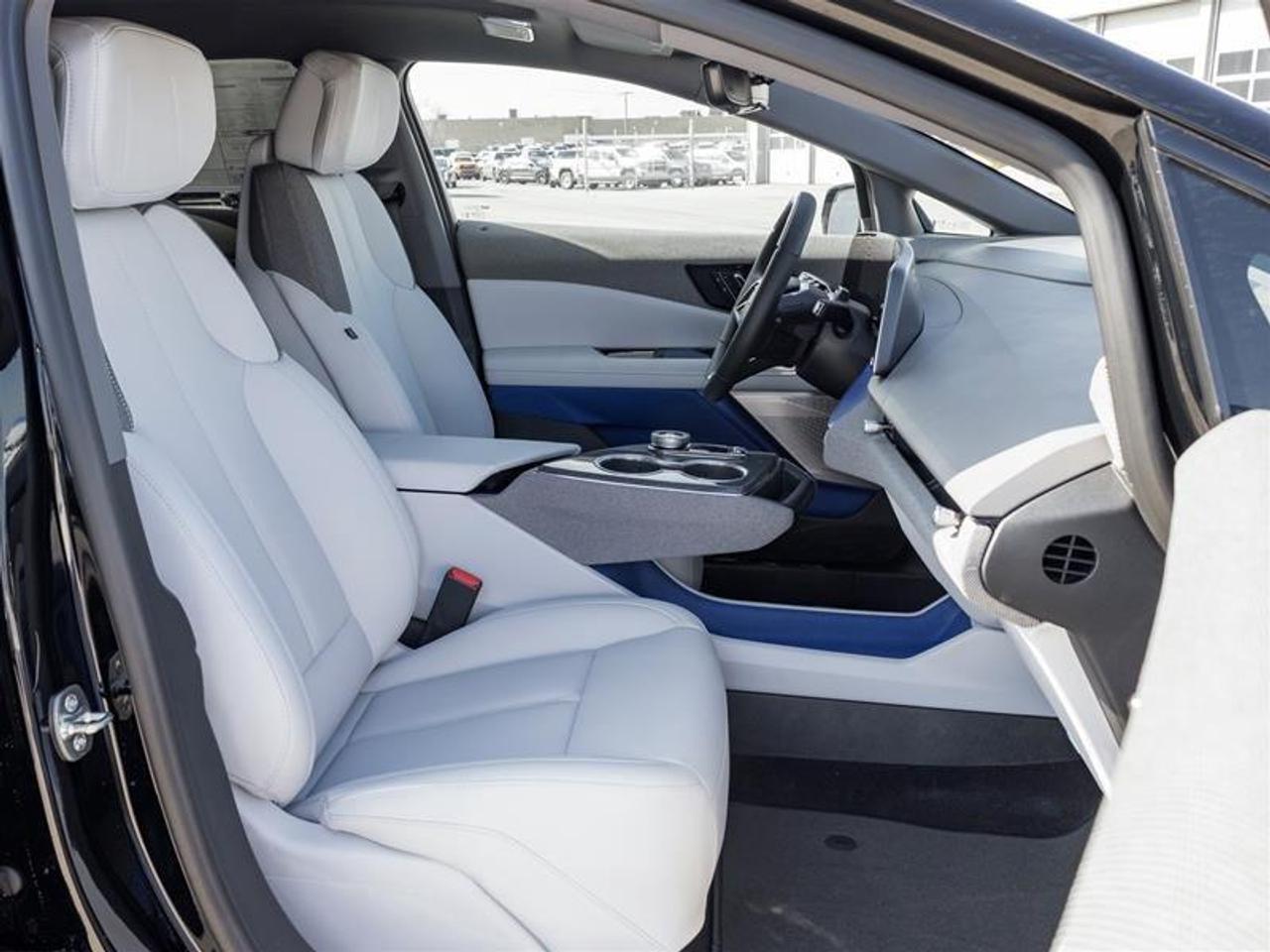 2026 Cadillac OPTIQ Sport 4dr Photo