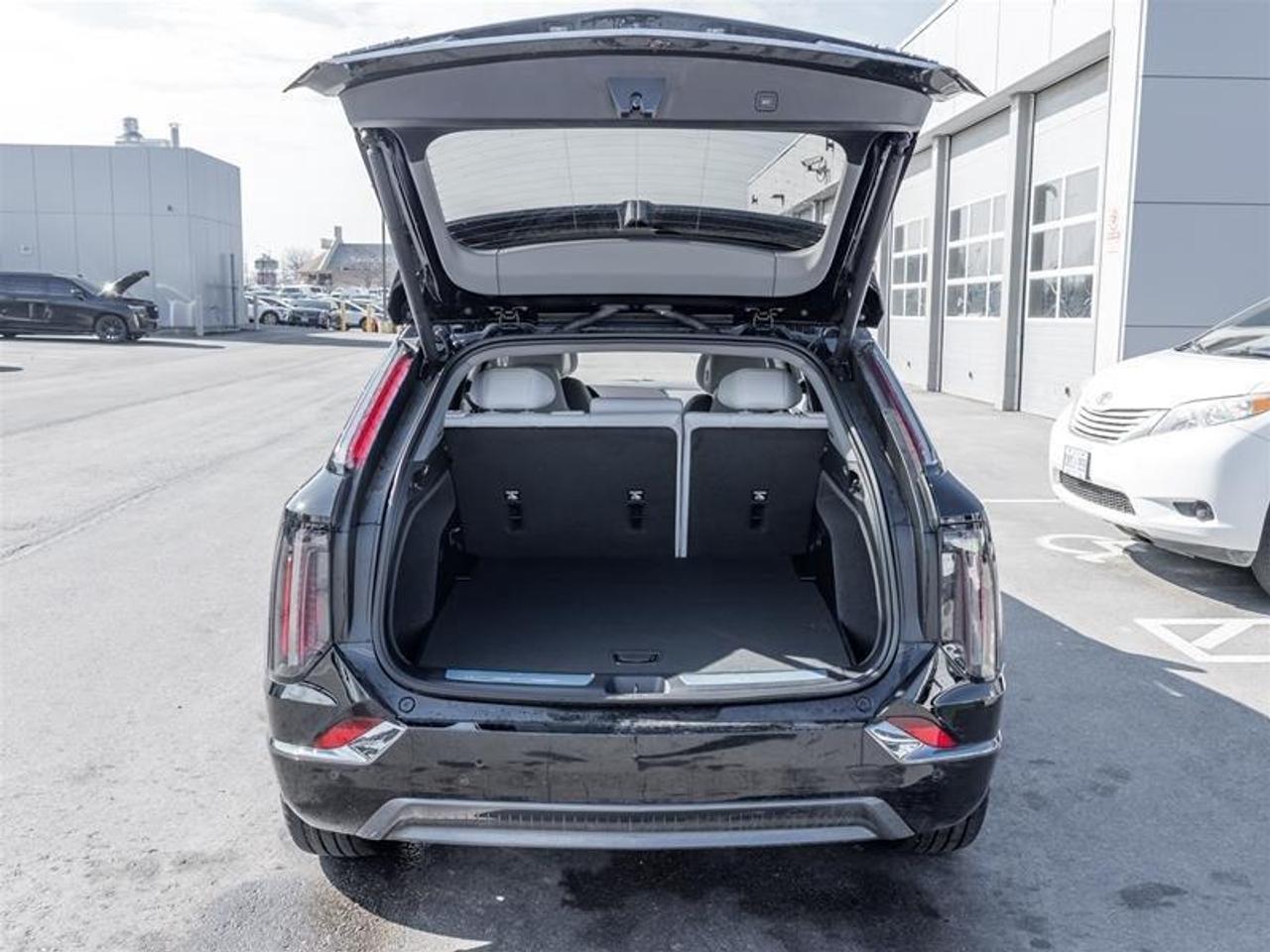 2026 Cadillac OPTIQ Sport 4dr Photo