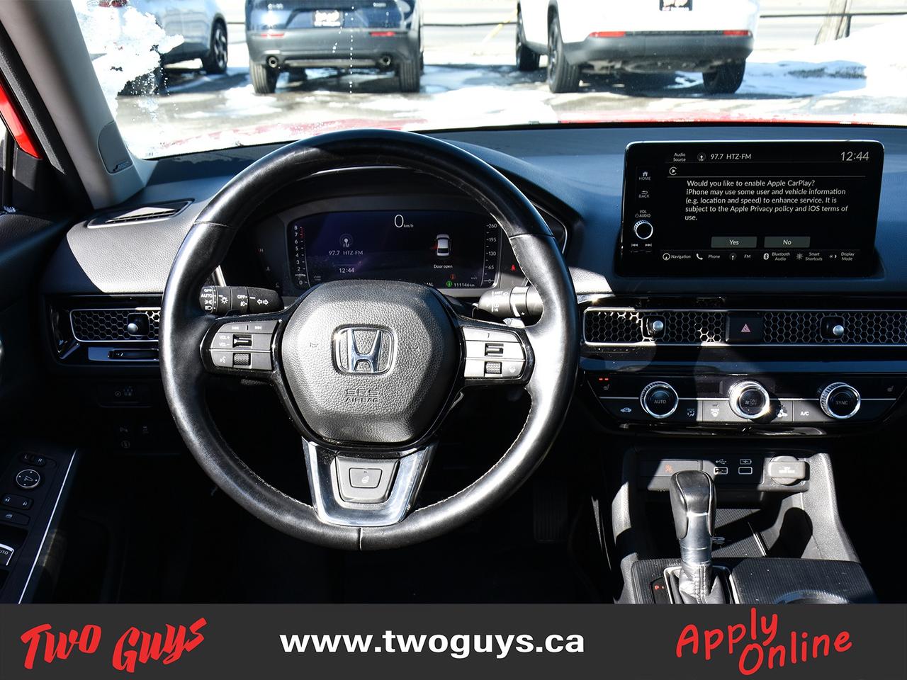 2022 Honda Civic Sedan Touring CVT Leather Sunroof Back Up Camera Photo