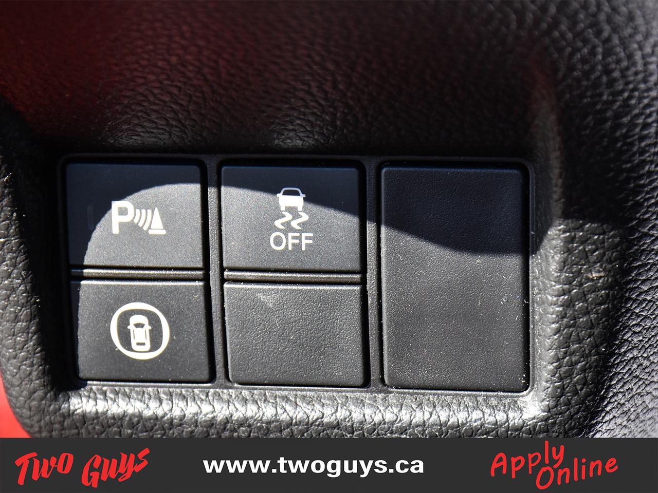 2022 Honda Civic Sedan Touring CVT Leather Sunroof Back Up Camera Photo