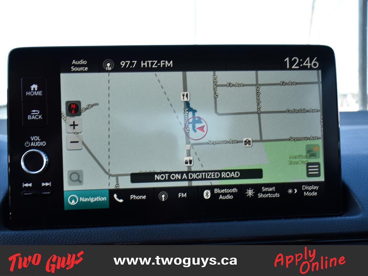 2022 Honda Civic Sedan Touring CVT Leather Sunroof Back Up Camera Photo