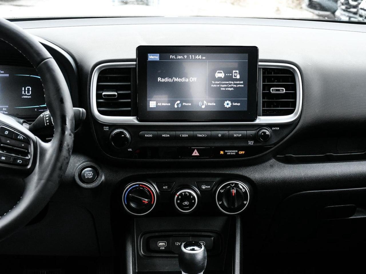 2023 Hyundai Venue Fwd Preferred Two Photo