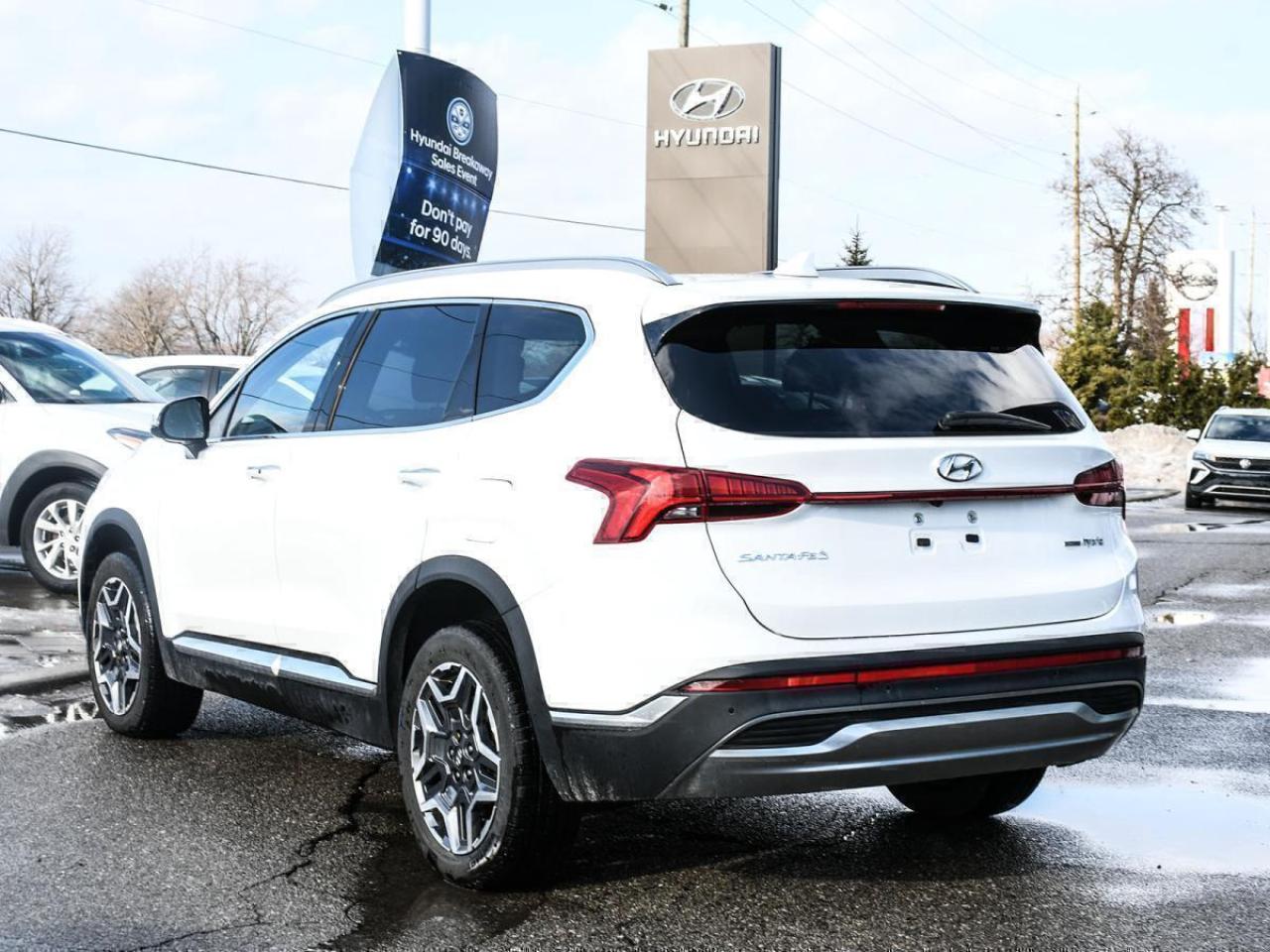 2022 Hyundai Santa Fe Hybrid Luxury Photo4