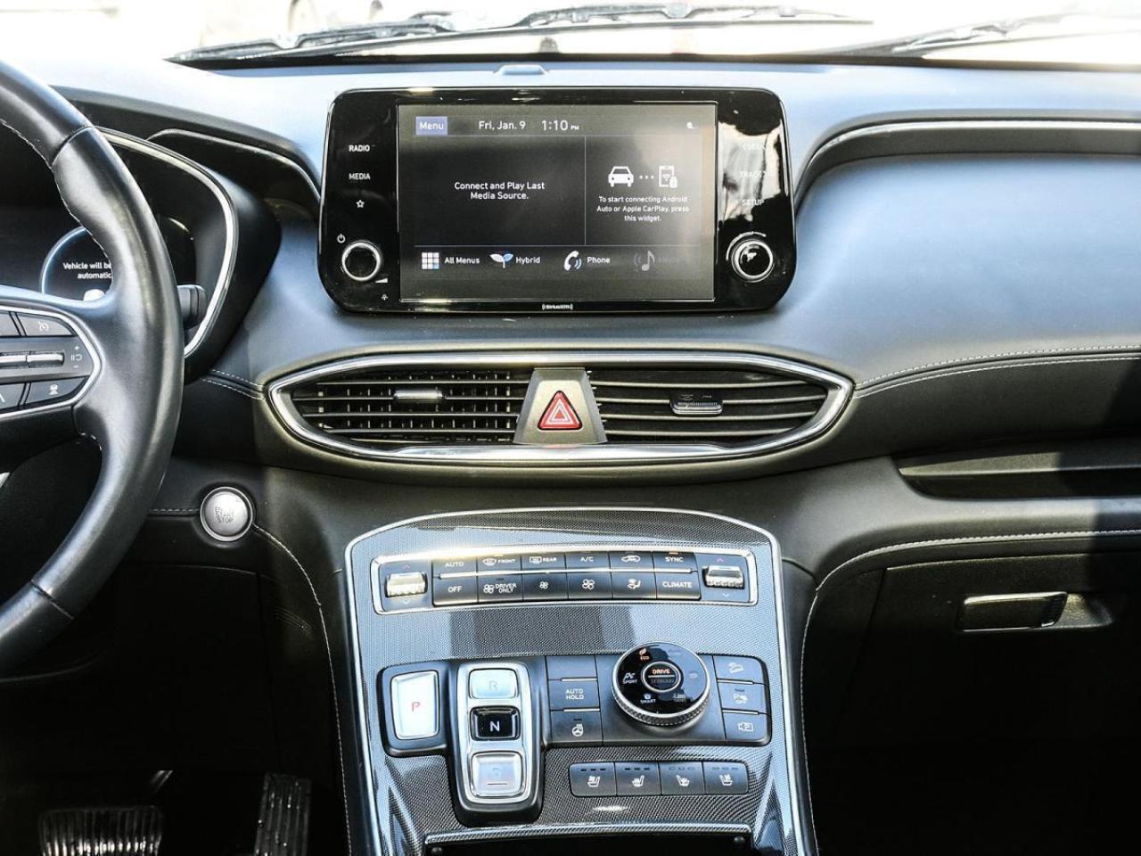 2022 Hyundai Santa Fe Hybrid Luxury Photo