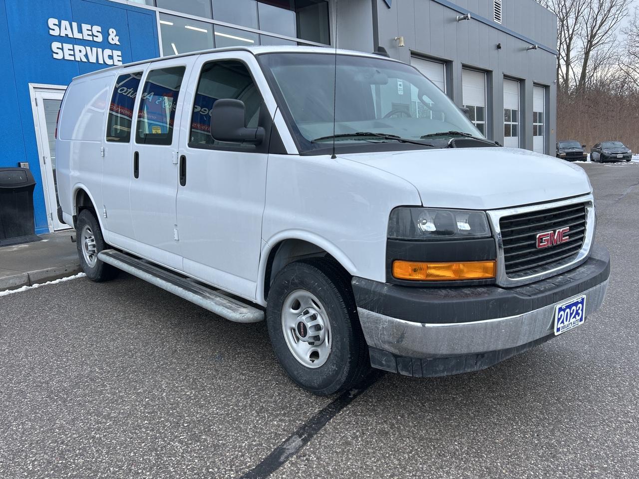 2023 GMC Savana Cargo Van 2500 135   Low KM Photo