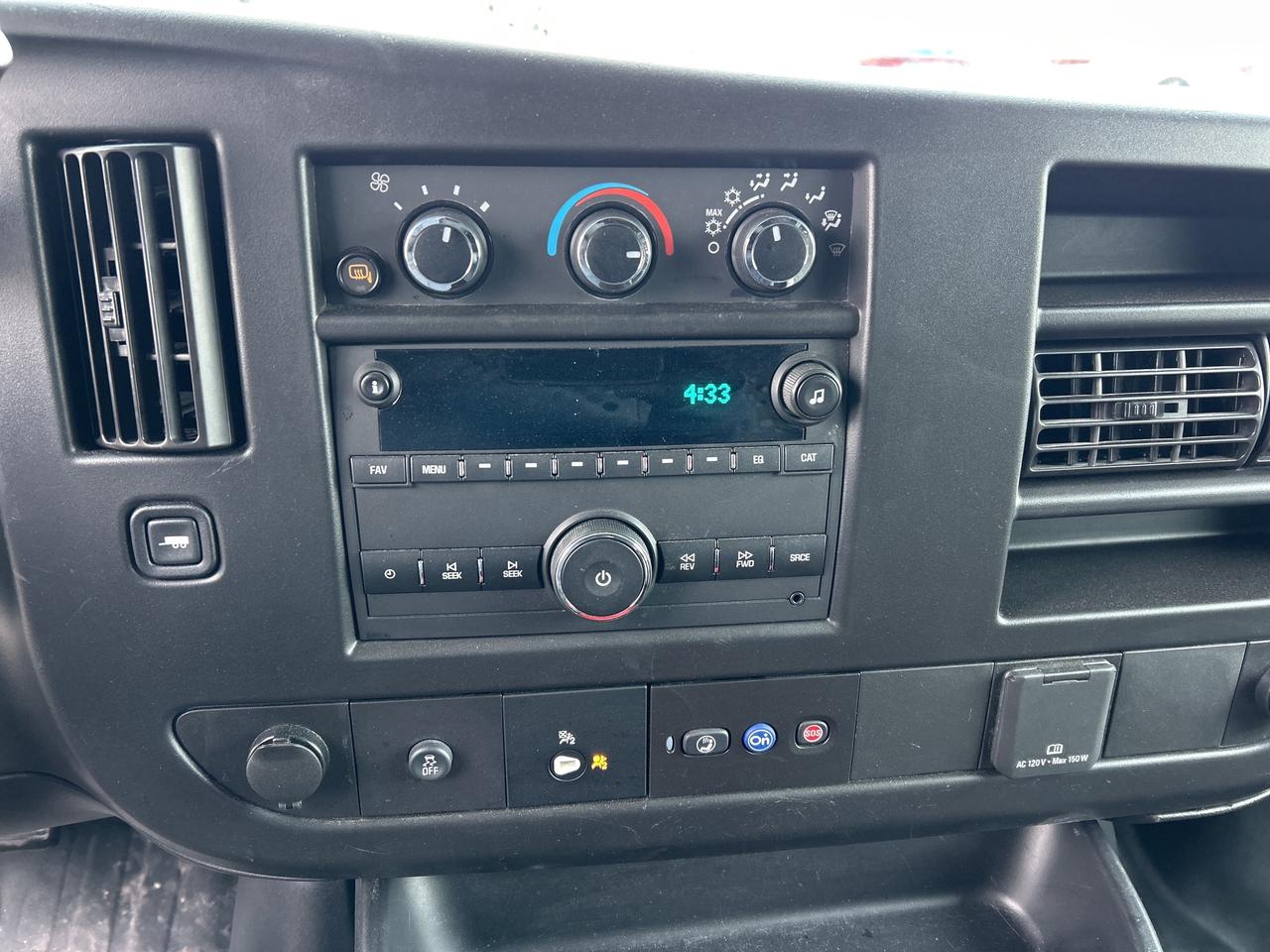 2023 GMC Savana Cargo Van 2500 135   Low KM Photo