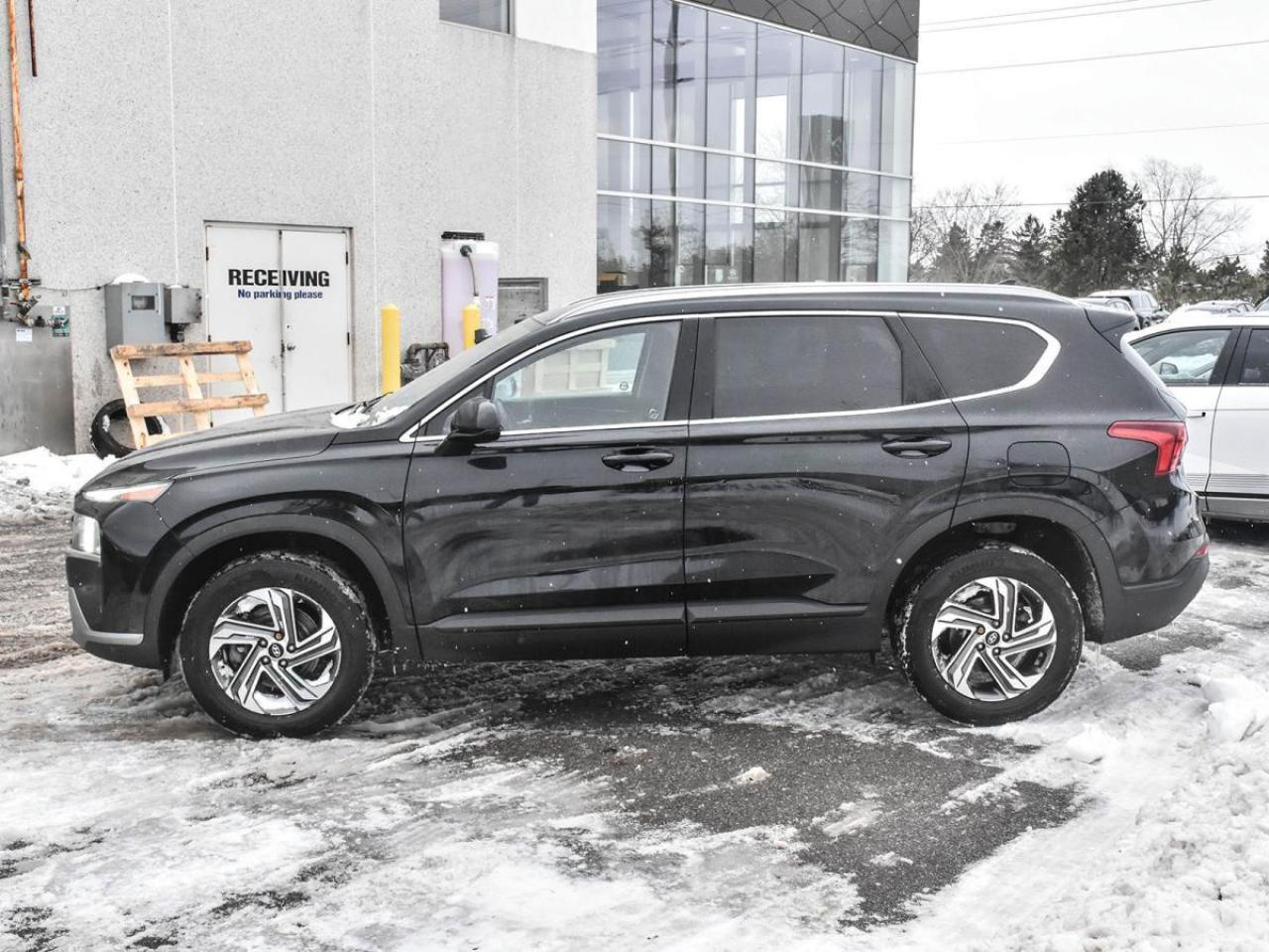 2022 Hyundai Santa Fe Essential AWD 2.5L Photo