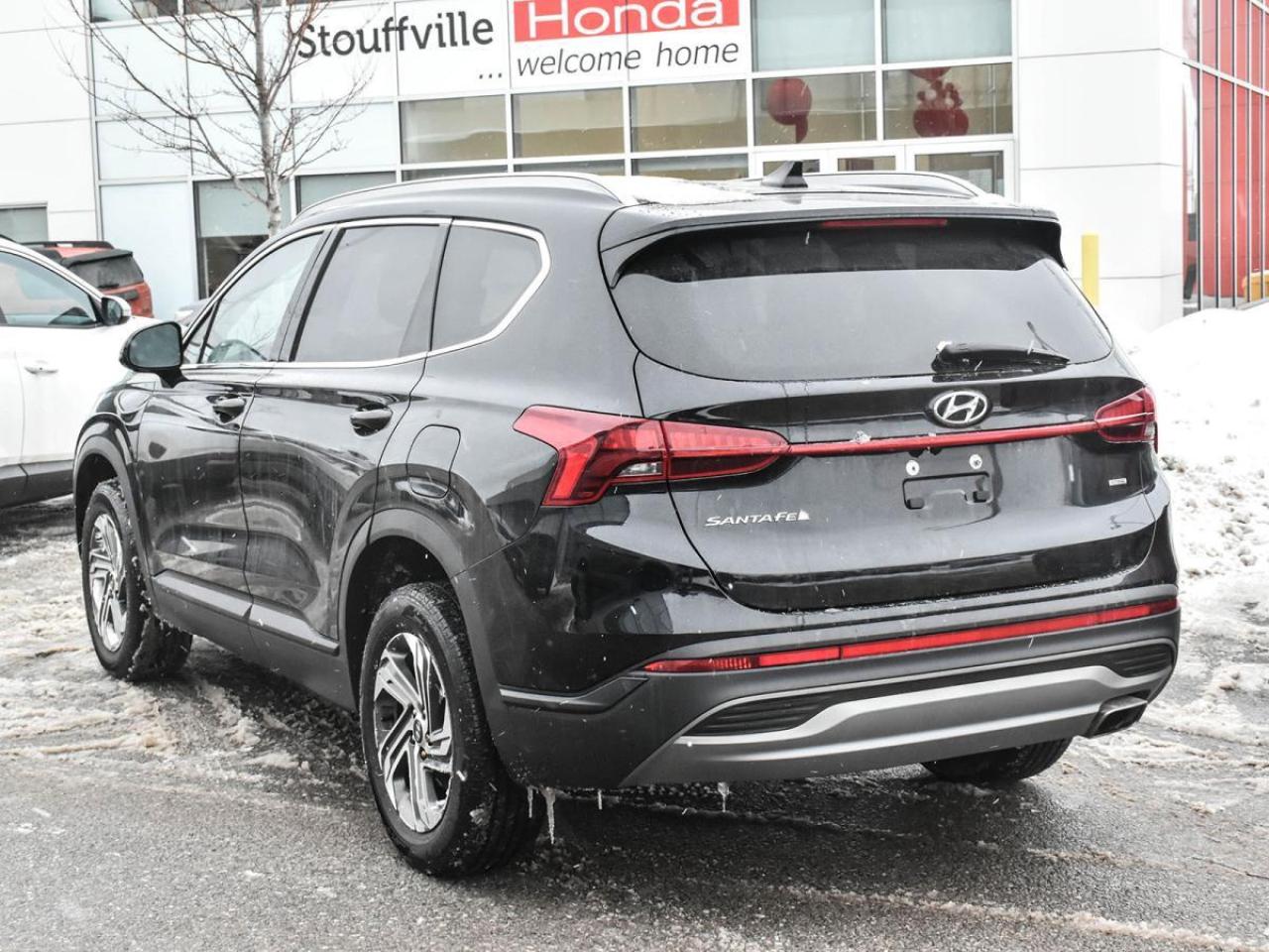 2022 Hyundai Santa Fe Essential AWD 2.5L Photo