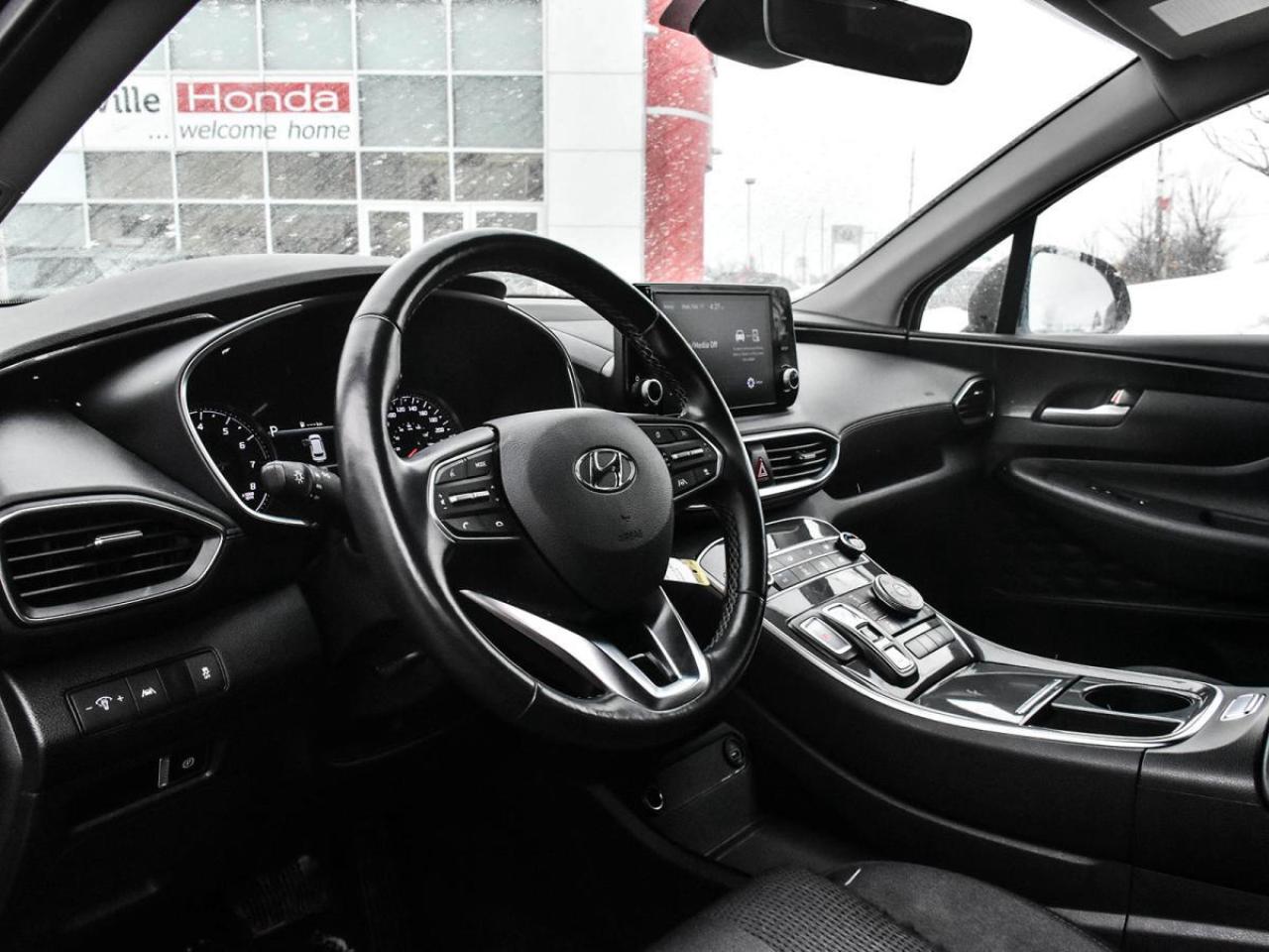 2022 Hyundai Santa Fe Essential AWD 2.5L Photo