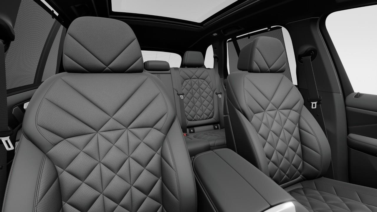 2026 BMW X5 M60i xDrive 4dr All-Wheel Drive Sports Activity Vehicle Photo