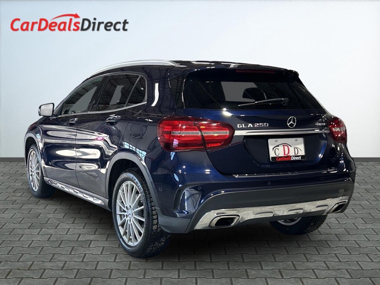 2018 Mercedes-Benz GLA250 4MATIC AMG Pkg / NAV / Sunroof / Leather / Clean Photo