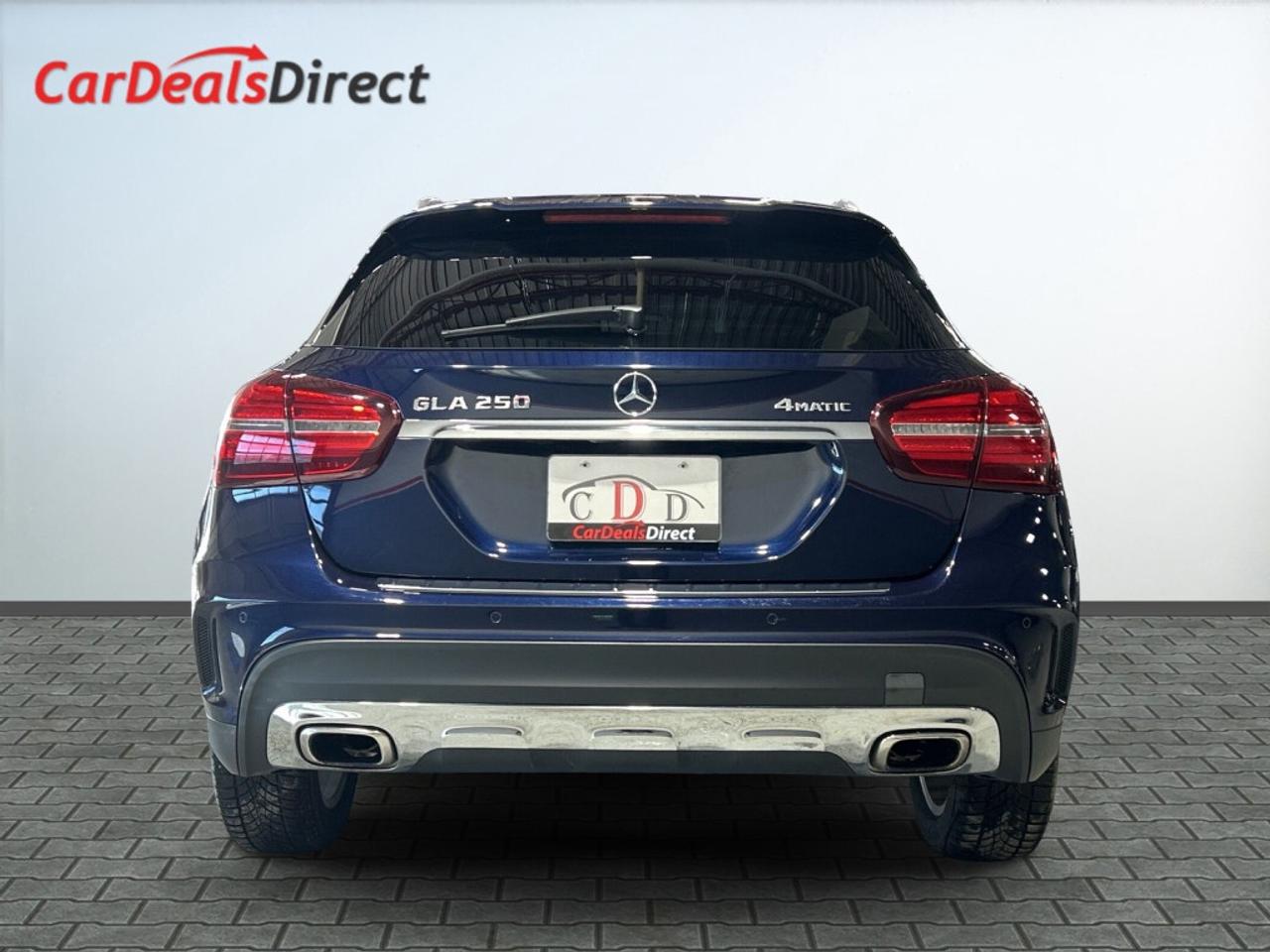 2018 Mercedes-Benz GLA250 4MATIC AMG Pkg / NAV / Sunroof / Leather / Clean Photo