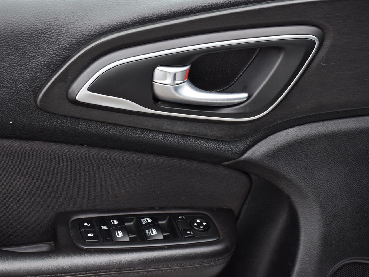 2015 Chrysler 200 Limited ~Heated Seats ~Sunroof ~Bluetooth ~Camera Photo