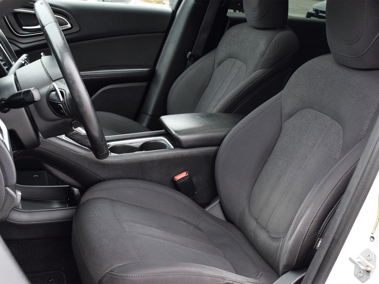 2015 Chrysler 200 Limited ~Heated Seats ~Sunroof ~Bluetooth ~Camera Photo