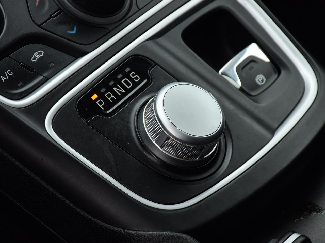 2015 Chrysler 200 Limited ~Heated Seats ~Sunroof ~Bluetooth ~Camera Photo