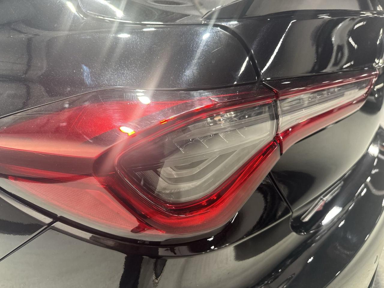 2022 Acura TLX A-Spec SH-AWD / Leather / Sunroof / Drive Assist / Photo