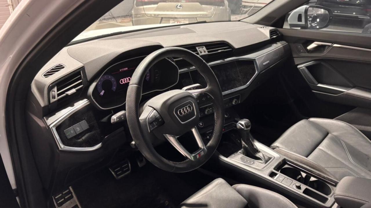 2021 Audi Q3 quattro S Line/NAVI/Sunroof/Leather/Android Car Pl Photo