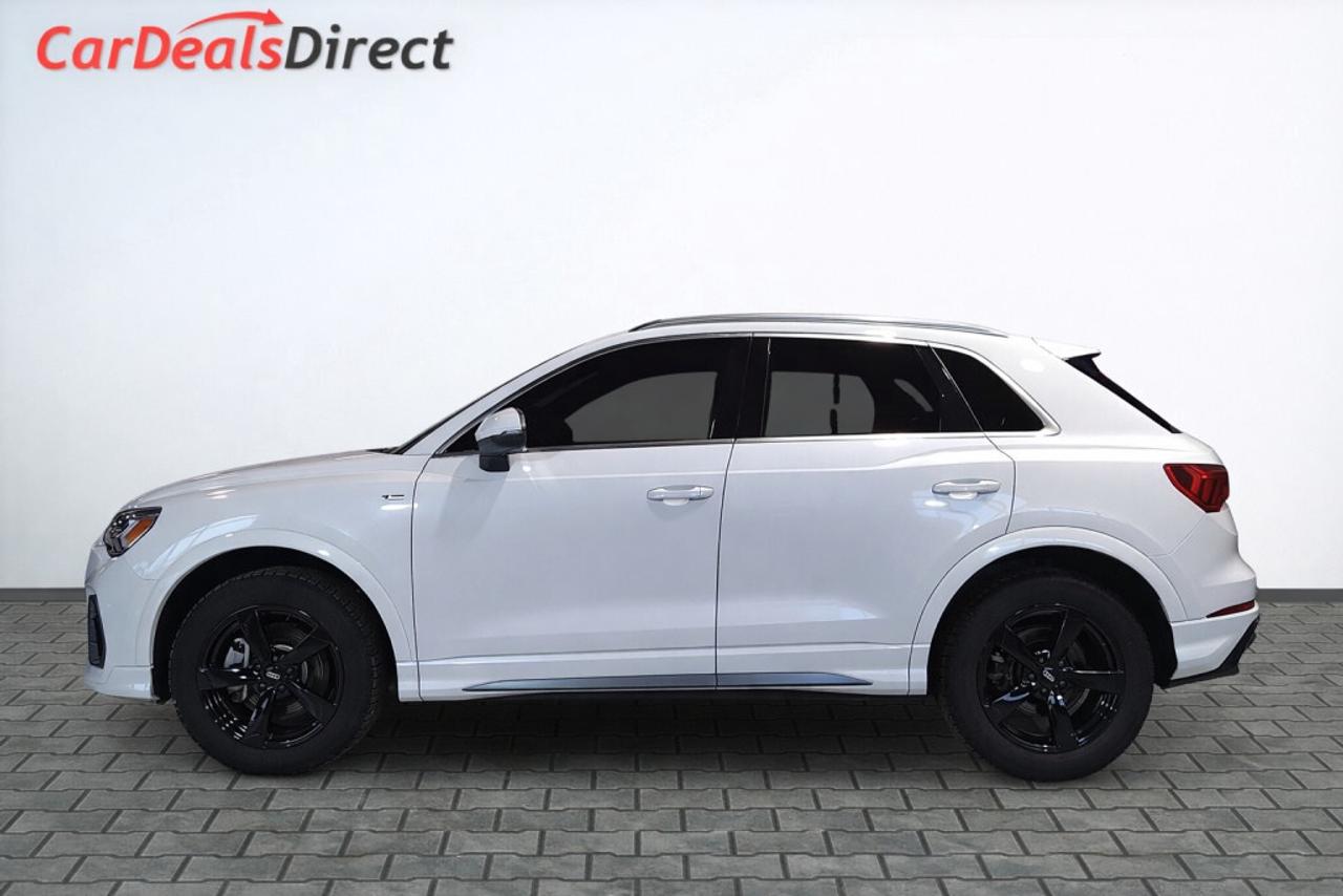 2021 Audi Q3 quattro S Line / NAV / Sunroof / Leather / CarPlay Photo