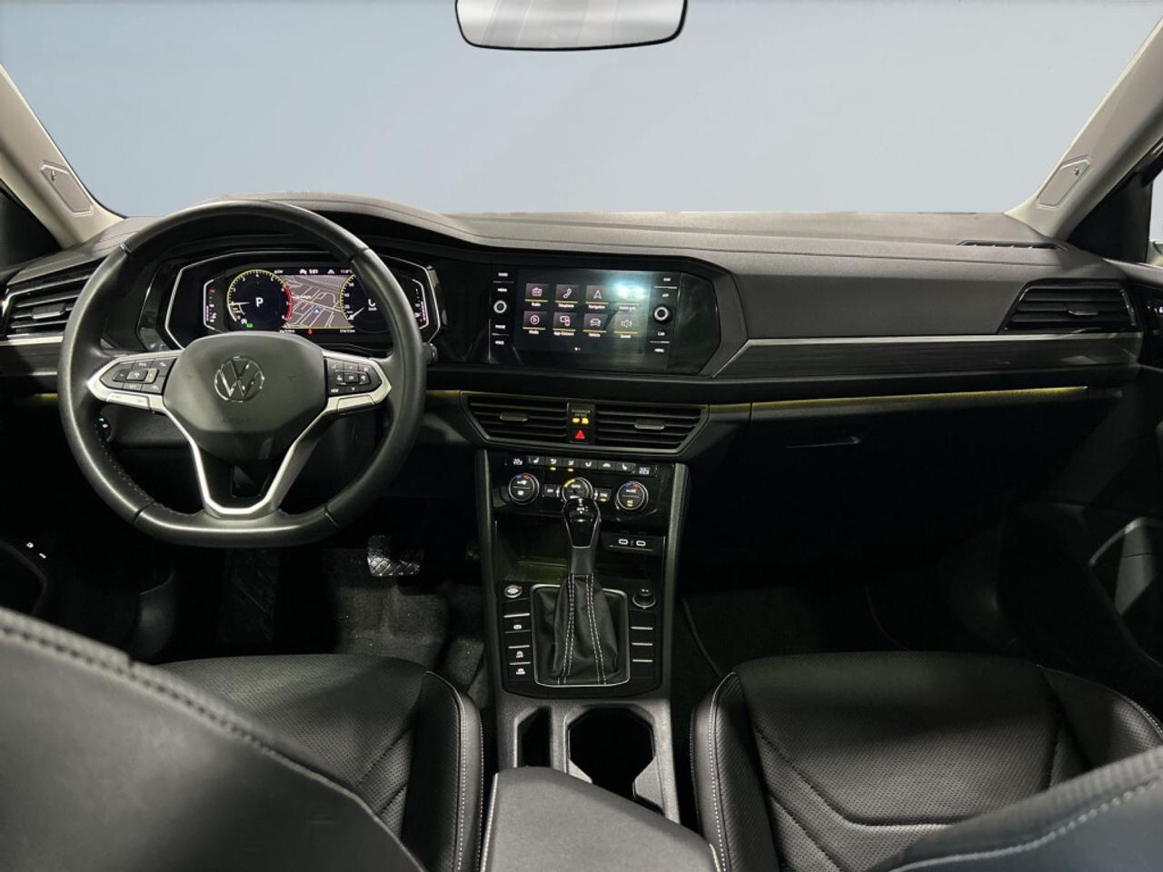 2022 Volkswagen Jetta Highline / Leather / Sunroof / NAV / Lane Keep Ass Photo