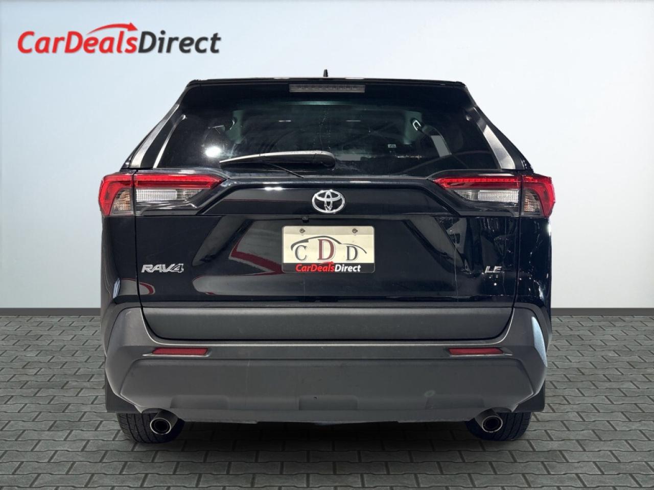 2022 Toyota RAV4 LE / Heated Seats / Lane Assist / Bluetooth / Back Photo