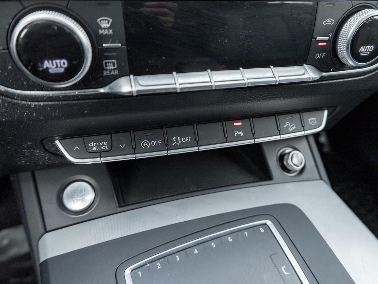 2018 Audi Q5 2.0 TFSI Progressiv -Pano Roof-Navi-Leather-Pwr Ta Photo