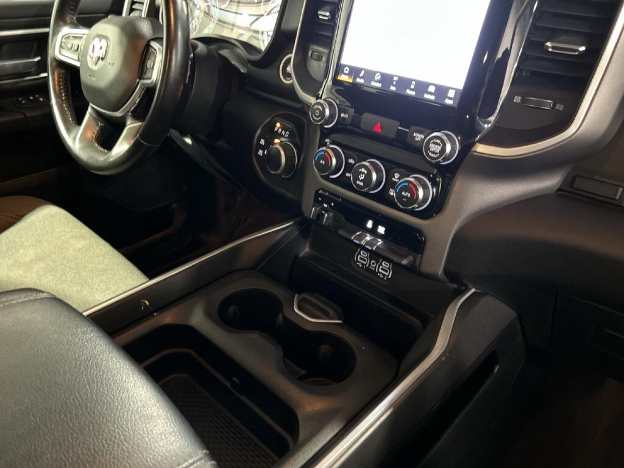 2022 RAM 1500 Big Horn HEMI 5.7L V8/4x4/Big Screen/ Android/Back Photo