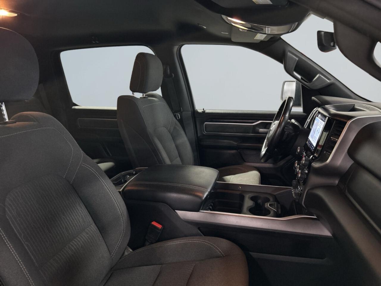 2022 RAM 1500 Big Horn HEMI 5.7L V8/4x4/Big Screen/ Android/Back Photo