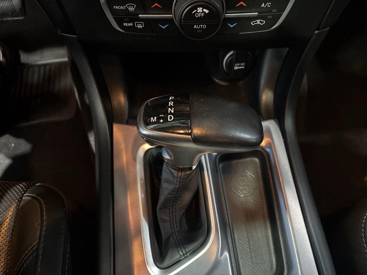 2019 Dodge Charger SXT AWD / Leather / Sunroof / NAVI / Remote Start Photo