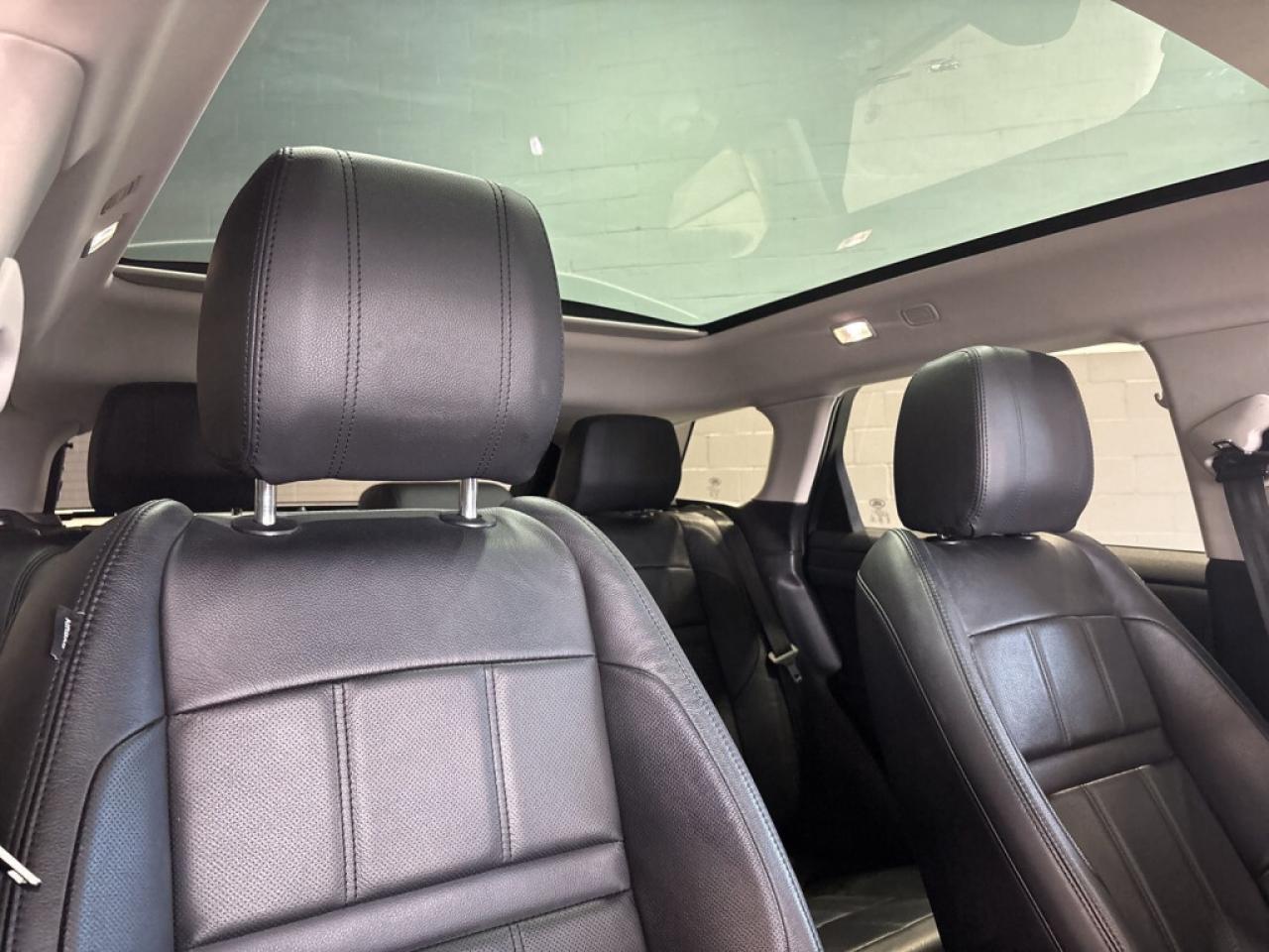 2020 Land Rover Range Rover Evoque S/Leather/Sunroof/NAVI//Clean Carfax/Service Recor Photo