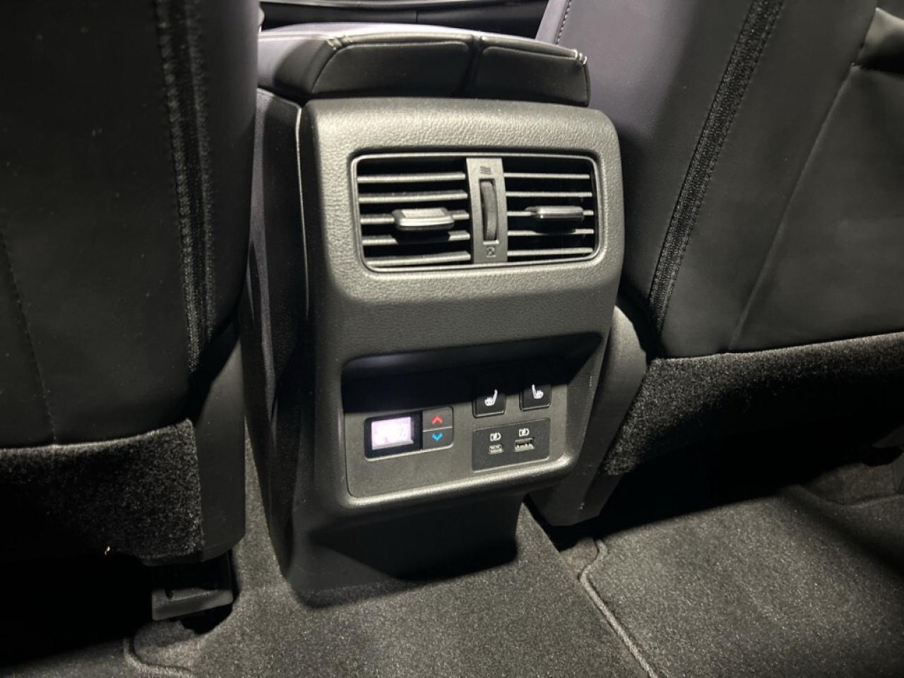 2021 Nissan Rogue Platinum AWD/ Drive Assist/NAVI/Sunroof/Leather/An Photo