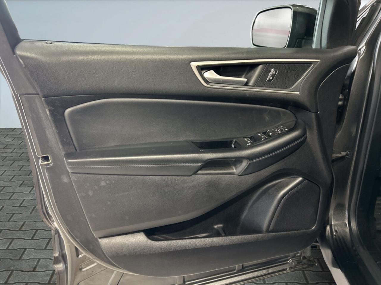 2018 Ford Edge SEL AWD/Leather/Sunroof/NAVI/Back Up Cam/Android C Photo